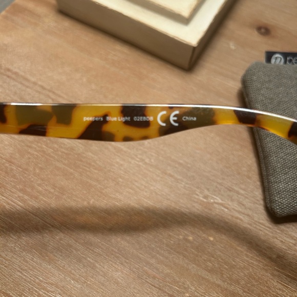 Peepers Sandstone Readers ⭐️ - Picture 2 of 6